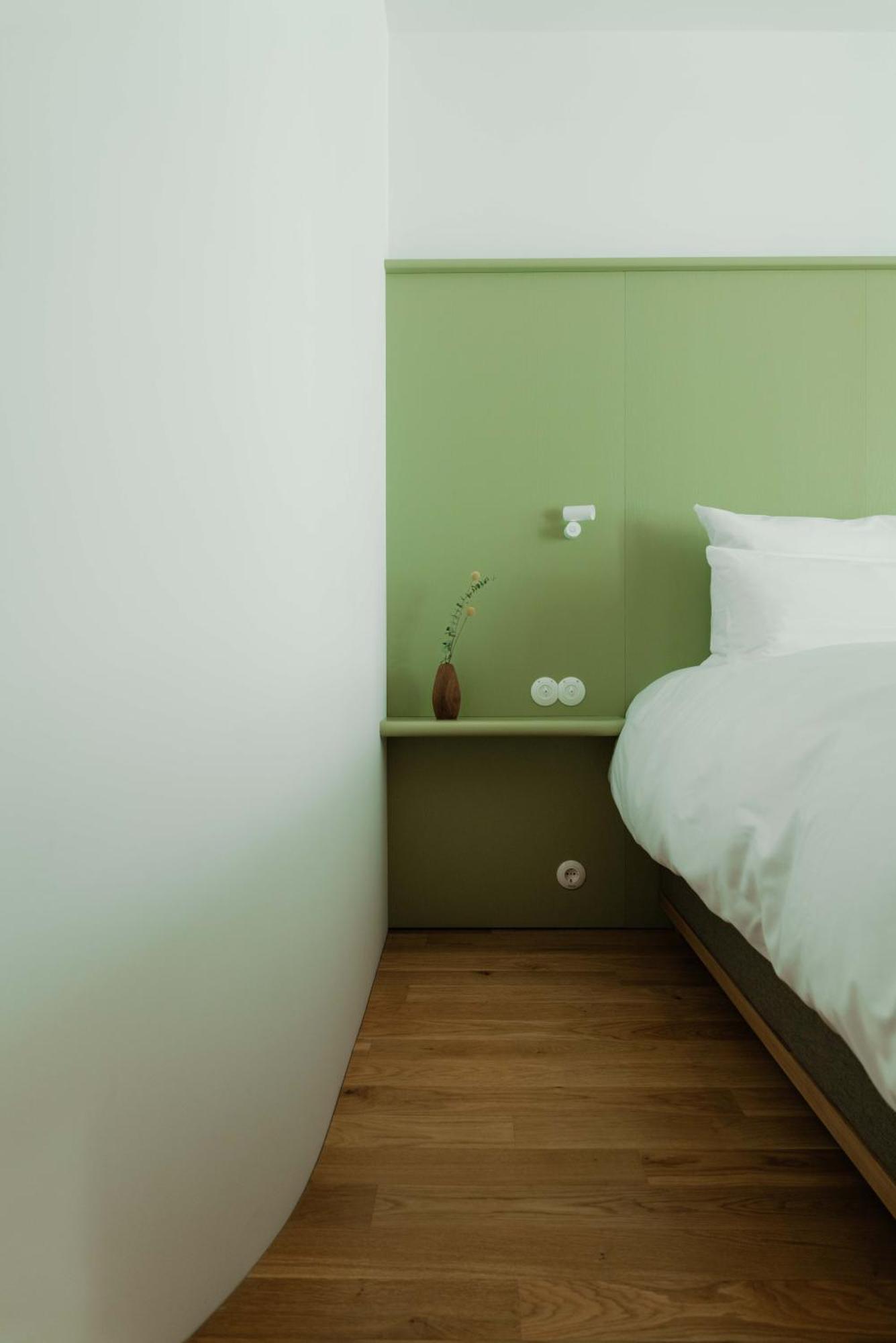 Kleiner Loewe - Stadthotel Брегенц Экстерьер фото