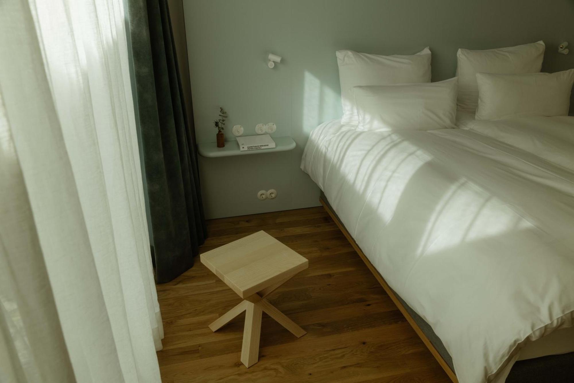 Kleiner Loewe - Stadthotel Брегенц Экстерьер фото